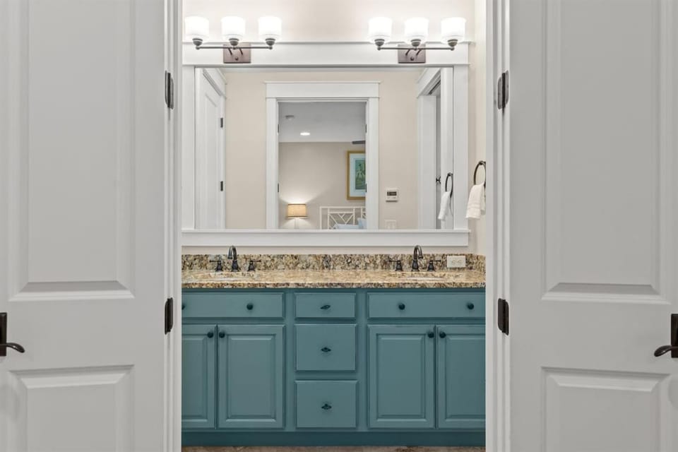 WaterColor luxury retreat with resort pools, private beach, FREE bikes Villa in Seagrove Beach
