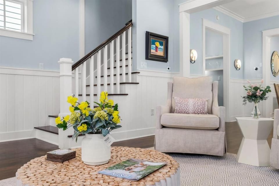 WaterColor luxury retreat with resort pools, private beach, FREE bikes Villa in Seagrove Beach