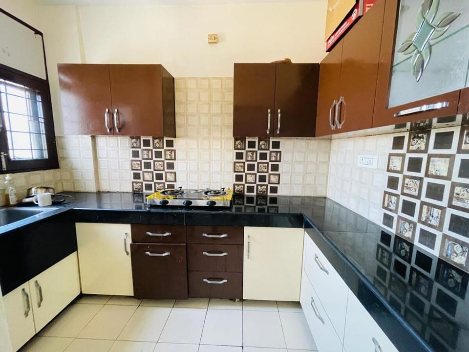 Peaceful 1BHK Stay in Chandigarh , Near fortis & ISBT Apartment in Chandigarh