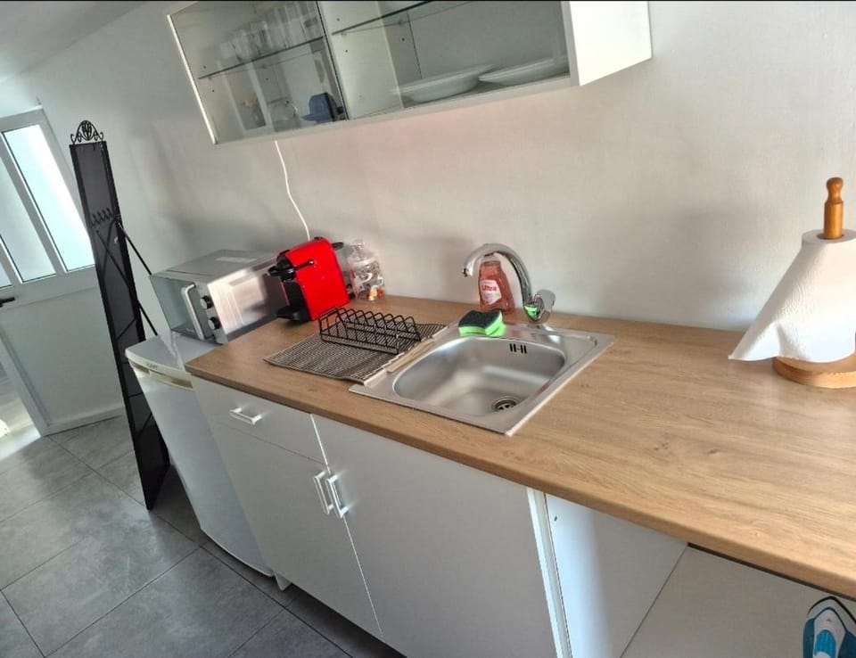T1 Amadora Bed and Breakfast in Lisbon District