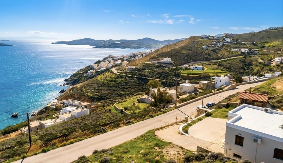 Property building, Nearby landmark, Restaurant/places to eat, Spring, Day, Neighbourhood, Natural landscape, Bird's eye view, View (from property/room), Beach, City view, Mountain view, Sea view, Street view