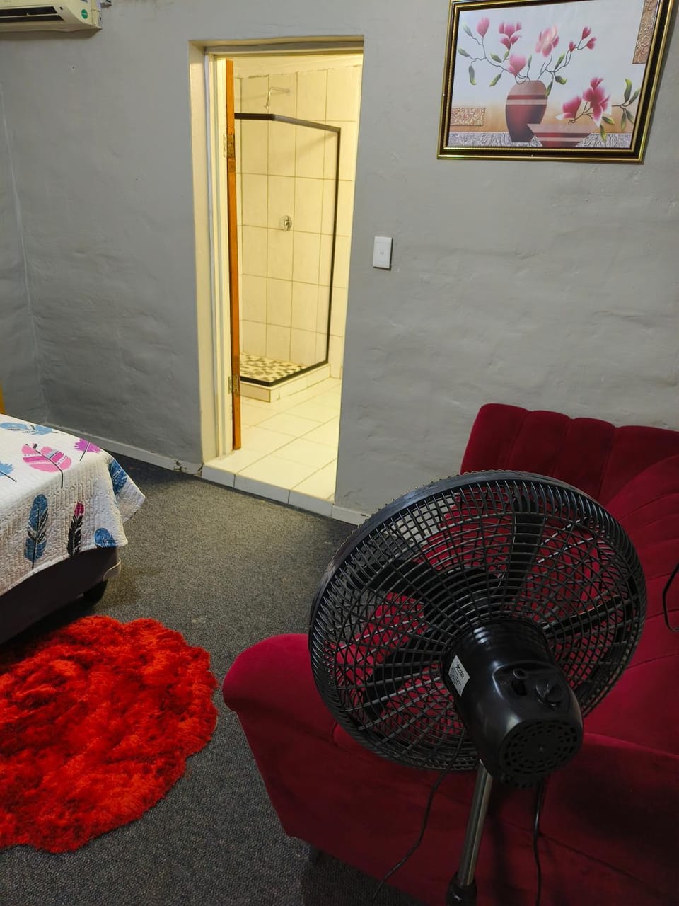 Ngraje Guest House 187 Joubert Street Bed and Breakfast in Gauteng