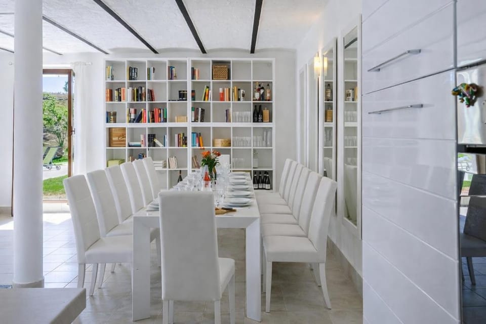 Library, Library, Dining area, Lunch, Lunch, Dinner, Dinner