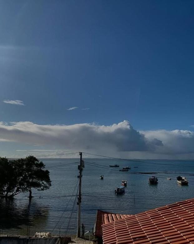 Paraíso Pé na Areia- Ilha de Maré House in Salvador