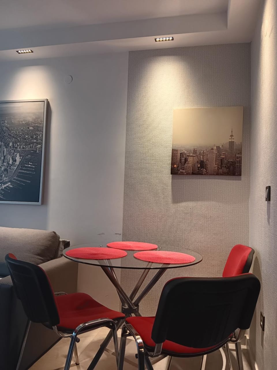 Living room, Photo of the whole room, Seating area
