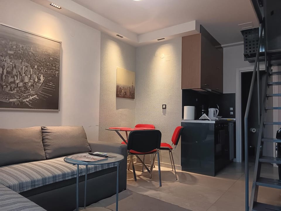Kitchen or kitchenette, Living room, Photo of the whole room, Seating area, Dining area