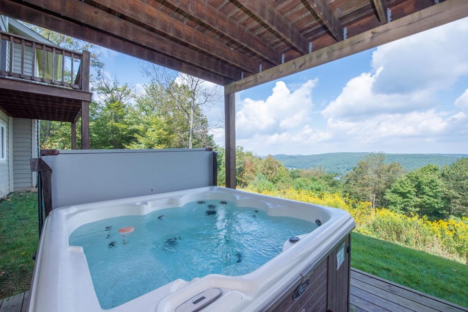 Mountain Majesty House in Deep Creek Lake