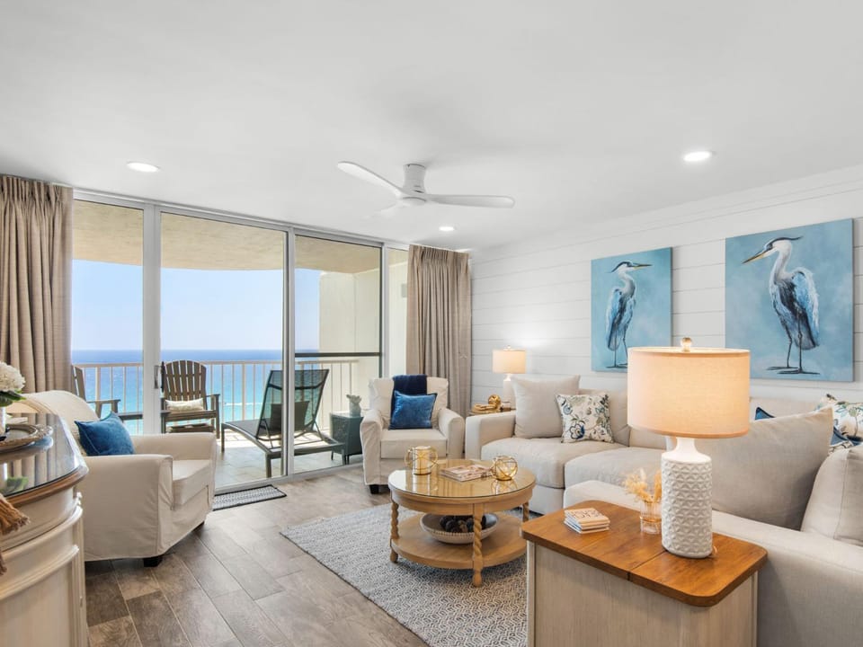 Day, Balcony/Terrace, Living room, Seating area, Sea view, furniture