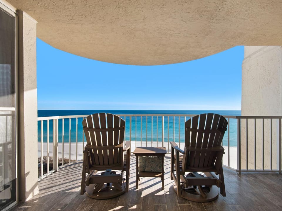 Day, Balcony/Terrace, Seating area, Beach, Sea view