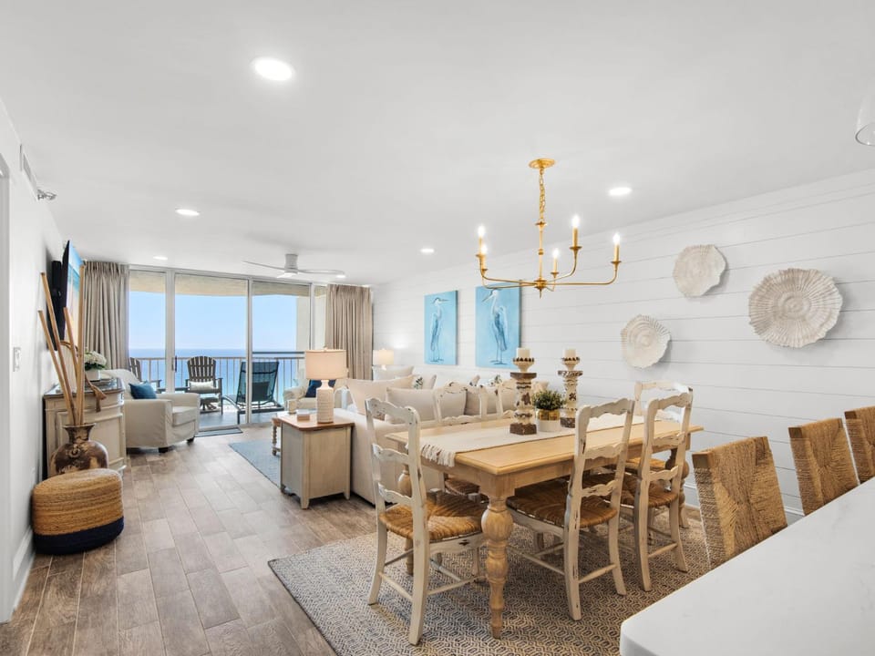 Day, TV and multimedia, View (from property/room), Balcony/Terrace, Living room, Seating area, Dining area, Sea view, furniture