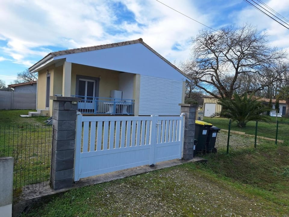 Petite maison calme House in Nouvelle-Aquitaine