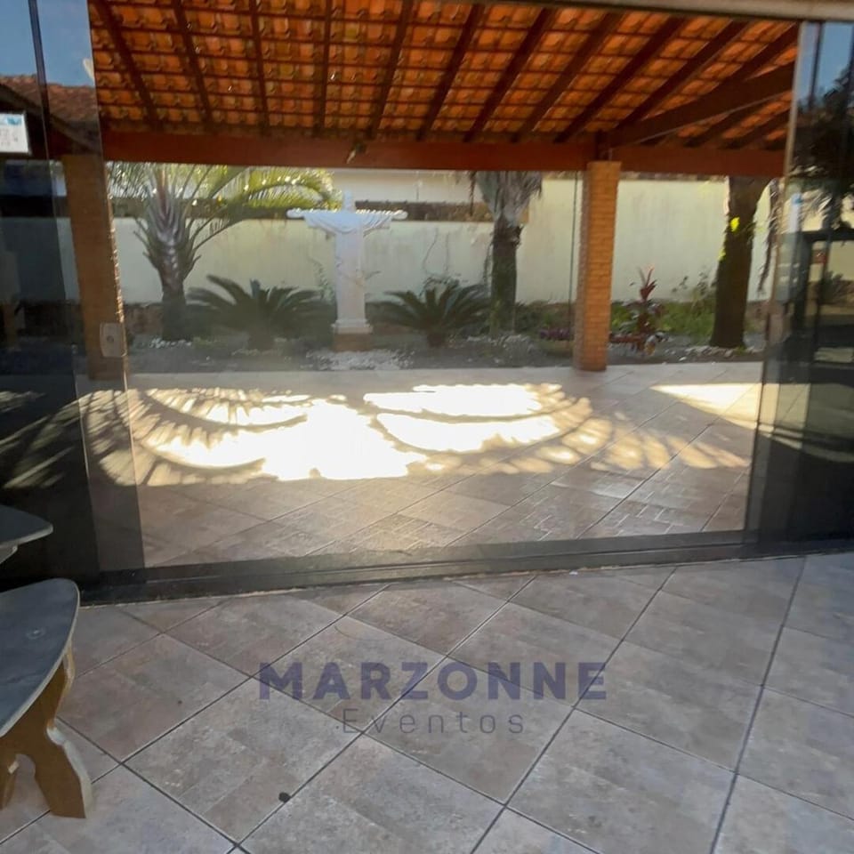 Marzonne Eventos House in Itanhaém