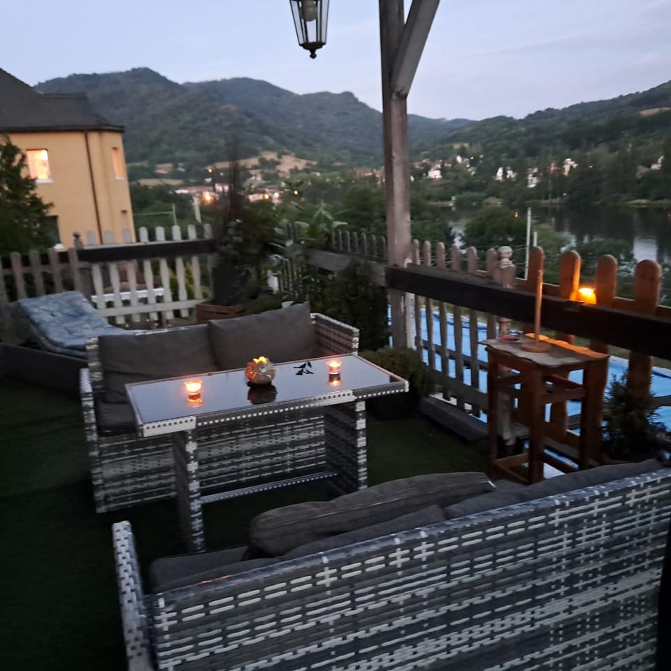 Mountains Elb Canyon Apartment Hana Apartment in Czechia