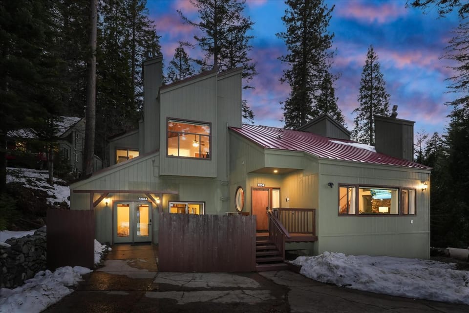 Yosemite Spirit House in Tuolumne County
