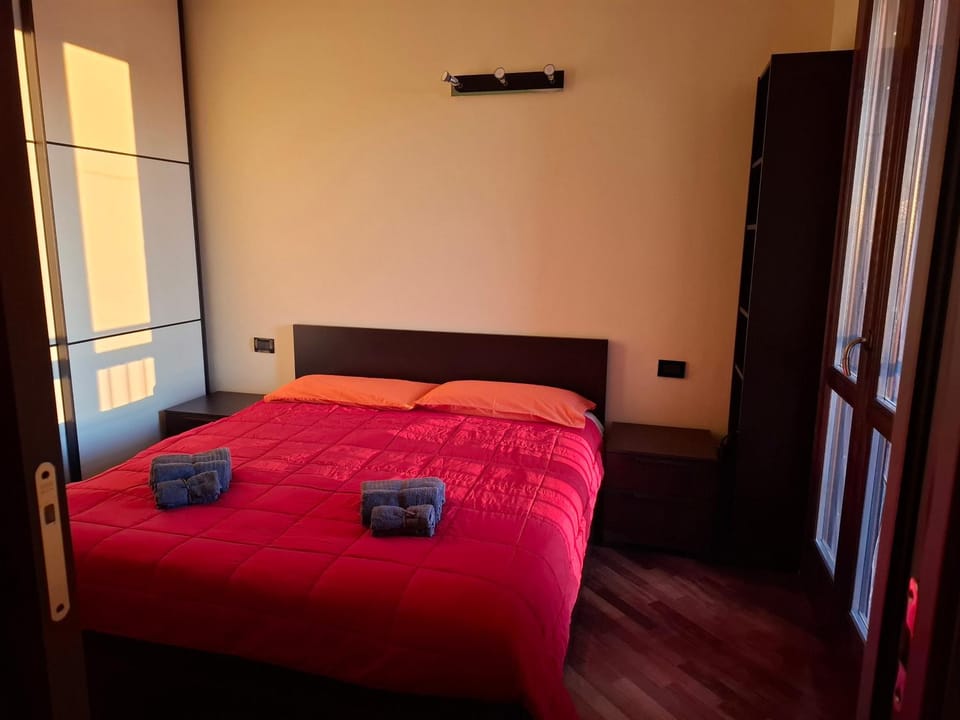 Dibrazzo's Home Apartment in Milan