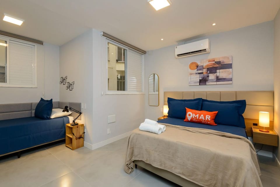 Bed, Photo of the whole room, Bedroom, air conditioner