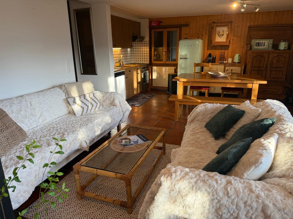 Lounge or bar