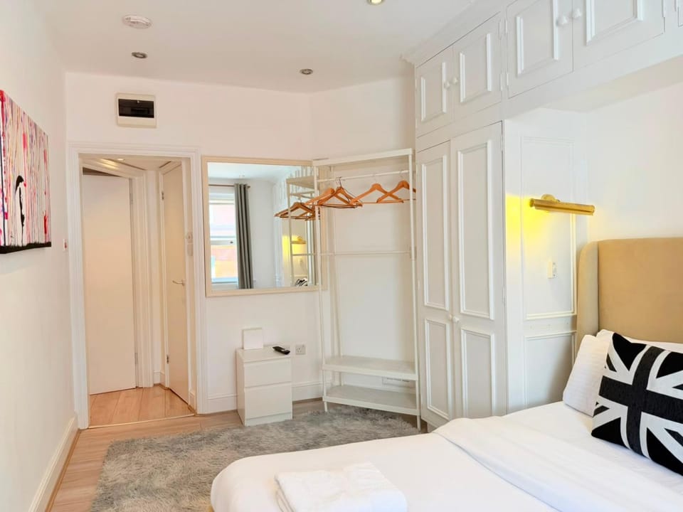 Flat next to Oxford street Apartment in London Borough of Islington