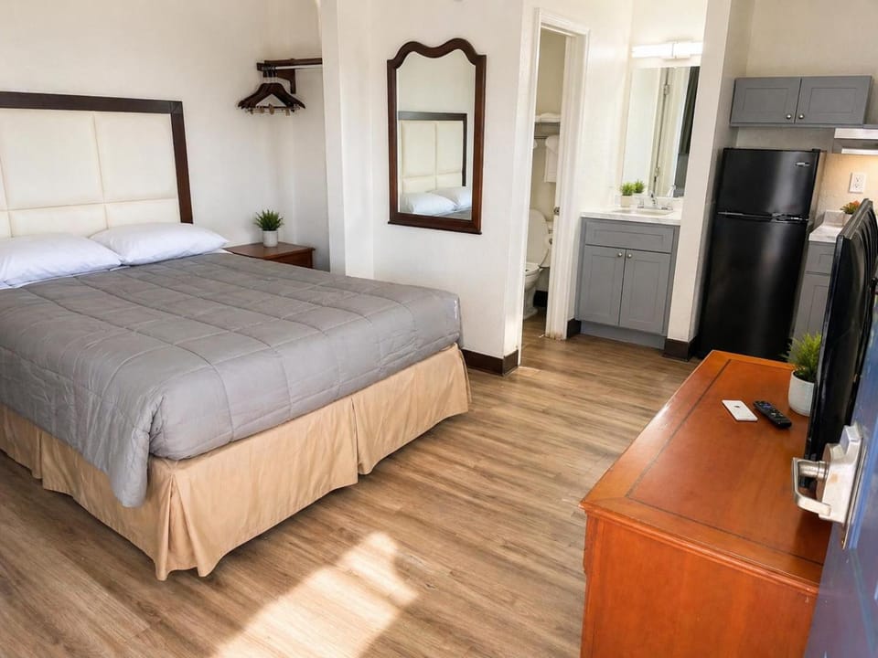 Studio Lodge of Montgomery Hotel in Montgomery