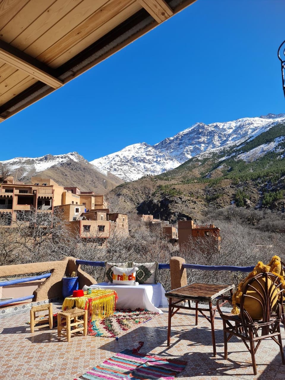 Natural landscape, View (from property/room), Balcony/Terrace, Seating area, Mountain view