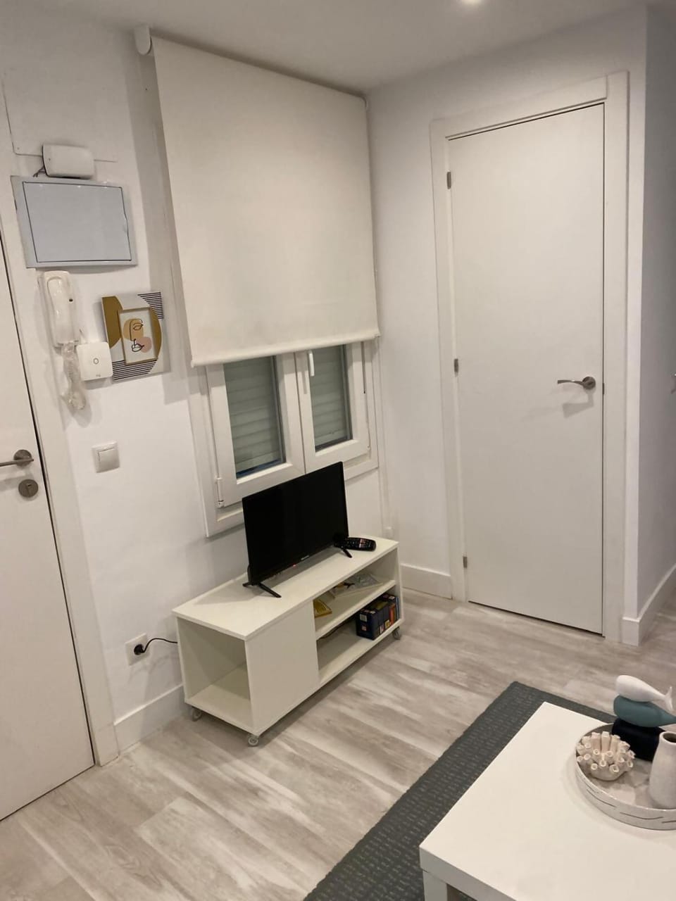 Lavapiés Center · Modern Apartment for Two Apartment in Centro