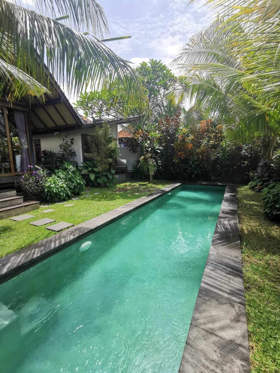 Ubud Villa, 3 Bdr beautiful rice fields view & pool Villa in Abiansemal