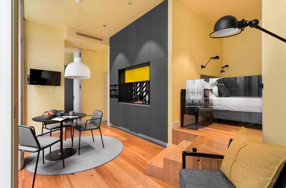 Bed, Living room, Photo of the whole room, Bedroom