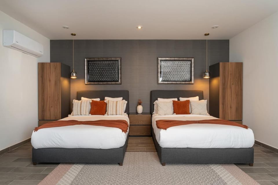 Bed, Bedroom, air conditioner