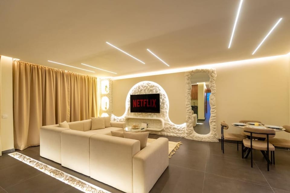 Exceptional Apartment Overlooking Marrakech Train Station Apartment in Marrakesh