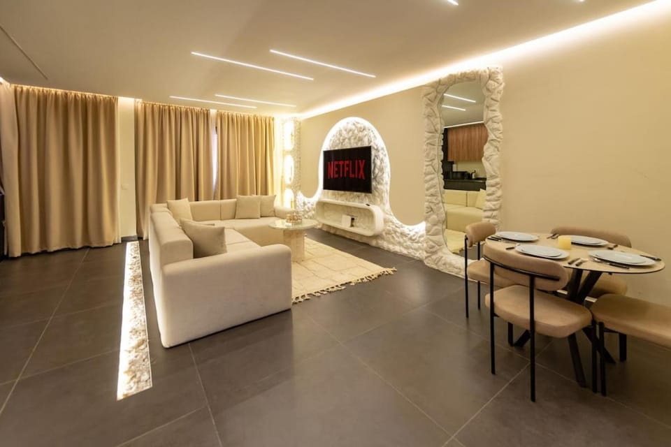 Exceptional Apartment Overlooking Marrakech Train Station Apartment in Marrakesh