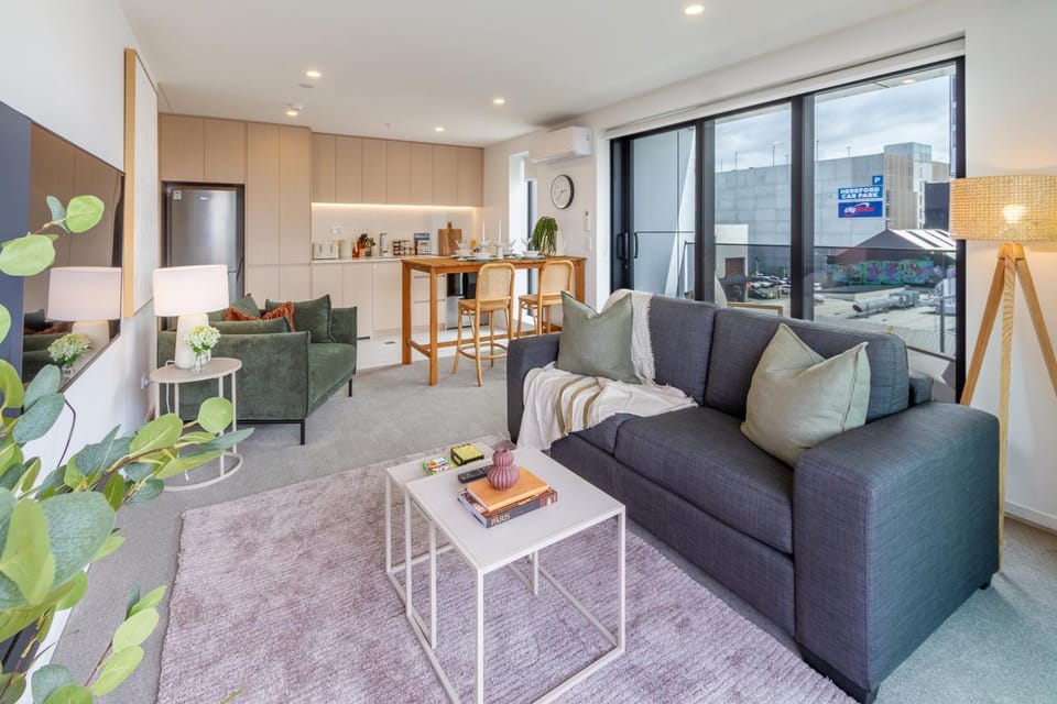 TV and multimedia, Kitchen or kitchenette, Living room, Dining area
