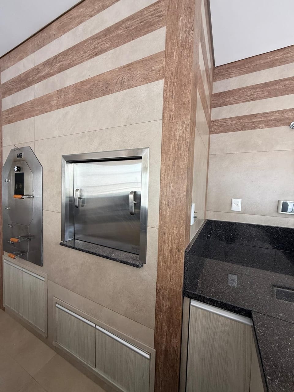 High-end townhouse for the Rural Show - Rental Villa in Cascavel