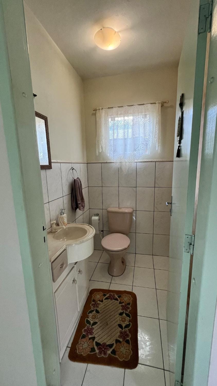 Toilet, Bathroom