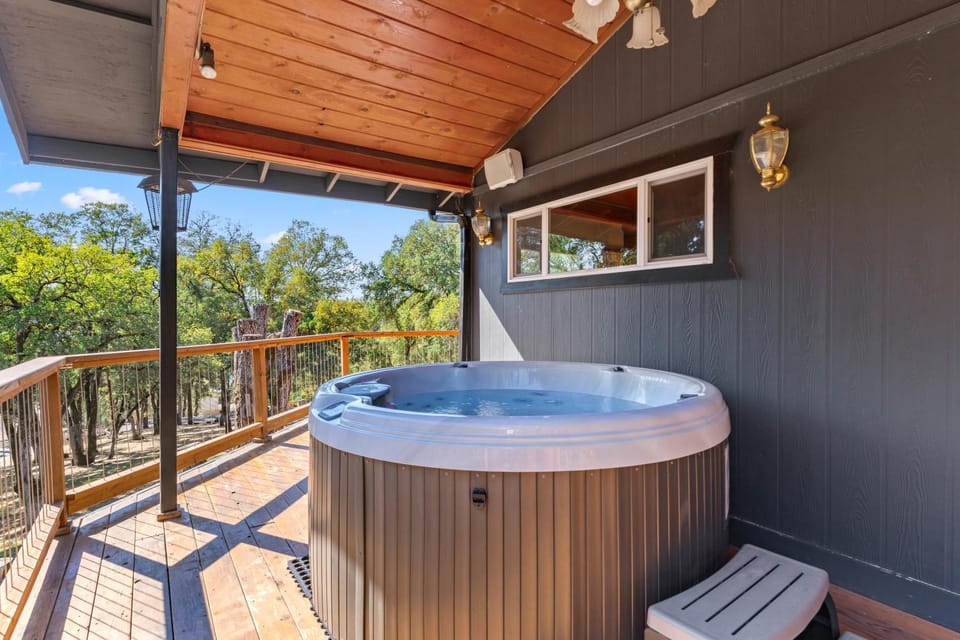 Hot Tub