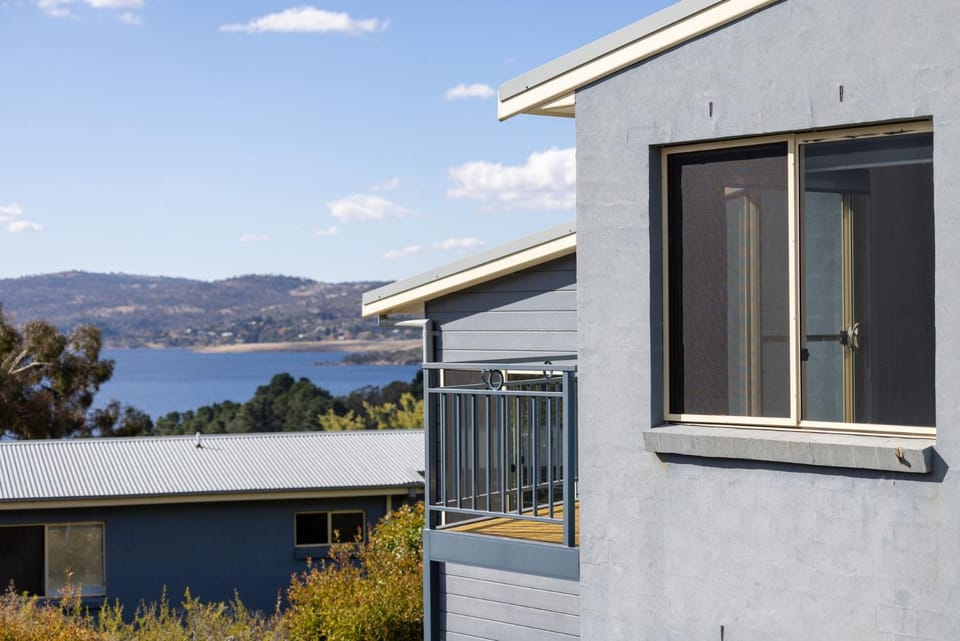 Torino Four - Jindabyne Townhouse Accommodation Apartment in Jindabyne