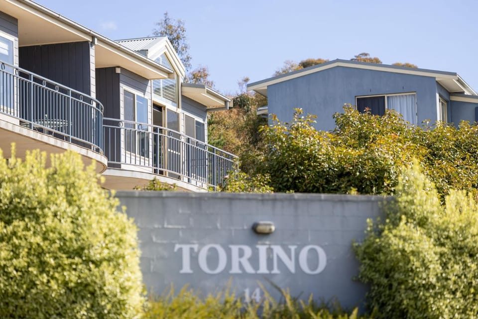 Torino Four - Jindabyne Townhouse Accommodation Apartment in Jindabyne
