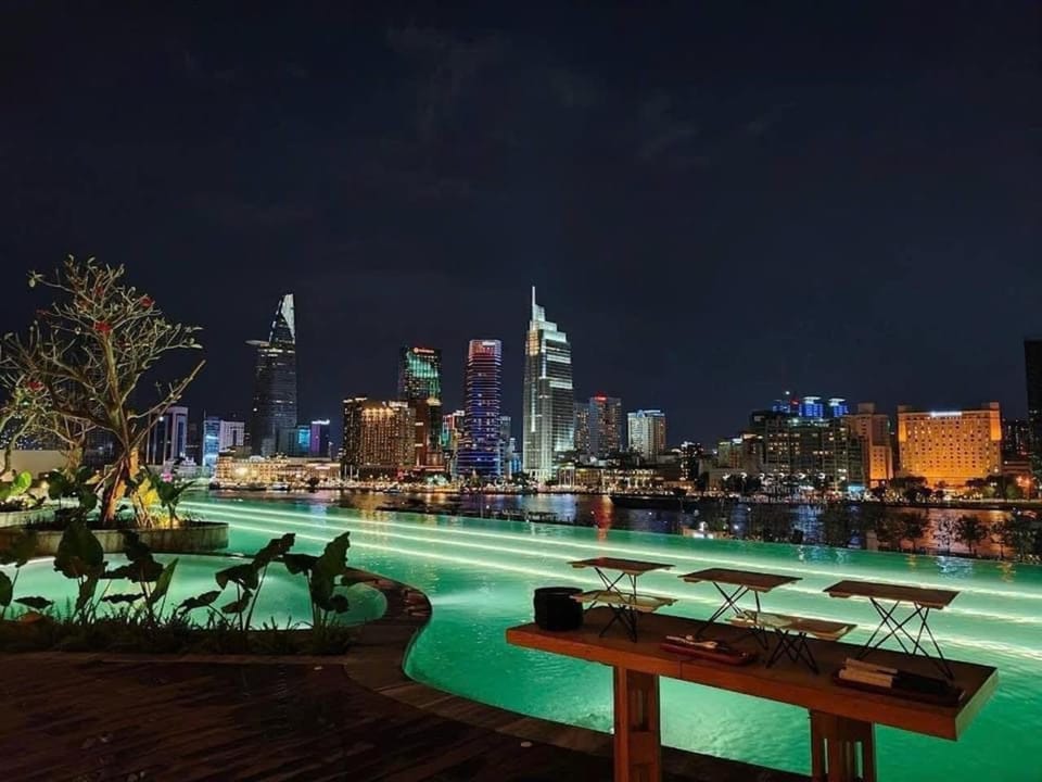 Aoi Residence Apartment Complex Opera -Crest- Galleria Apartment in Ho Chi Minh City