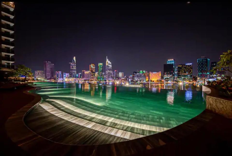 Aoi Residence Apartment Complex Opera -Crest- Galleria Apartment in Ho Chi Minh City