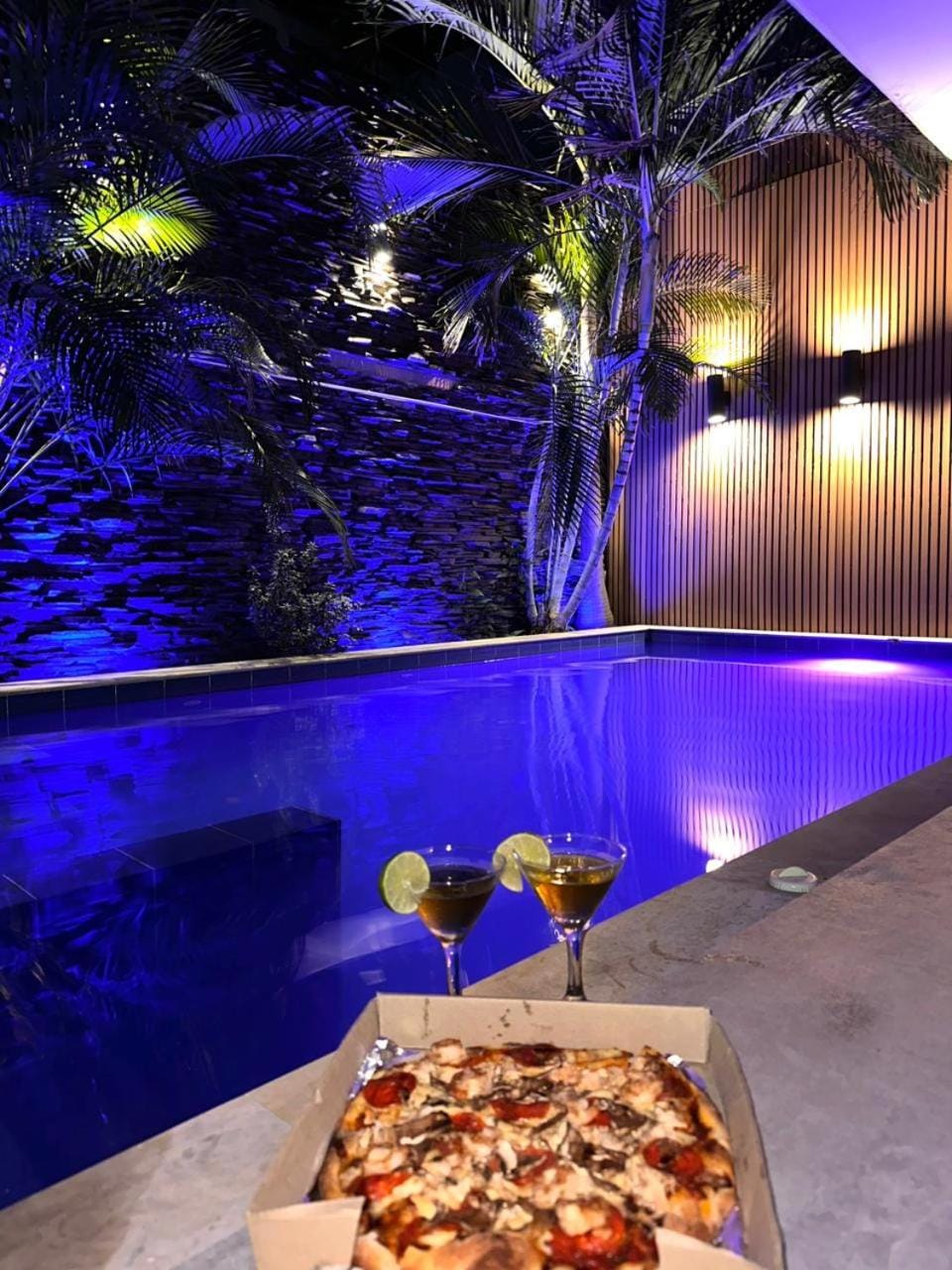 Swimming pool
