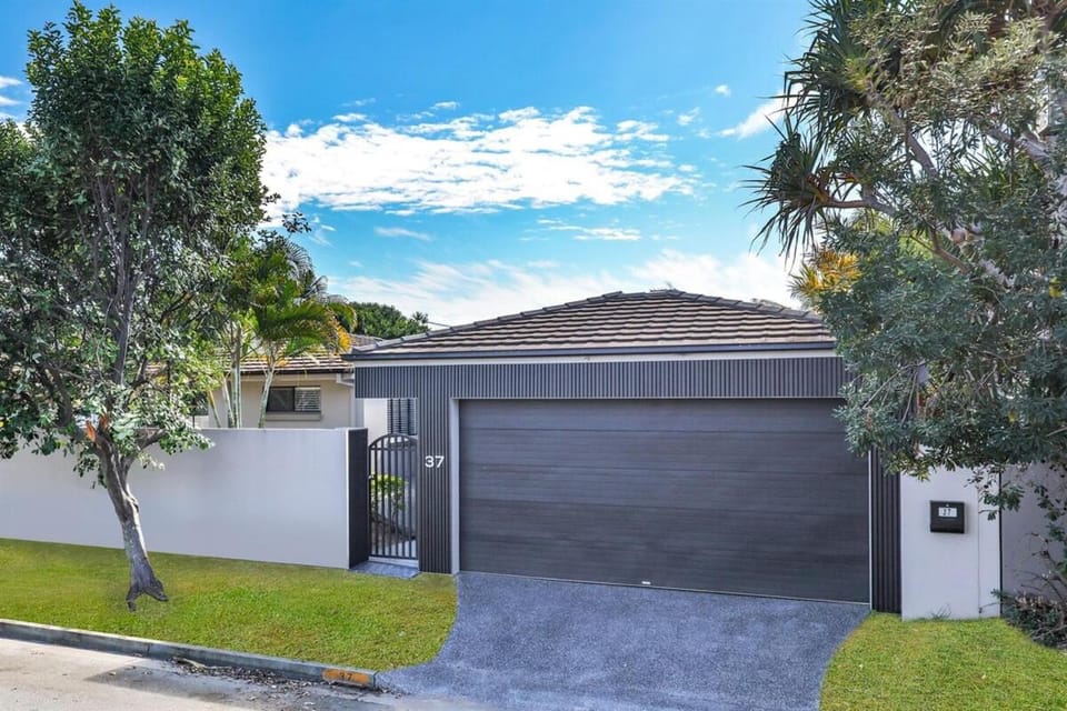 Bliss On Blue Waters House in Gold Coast