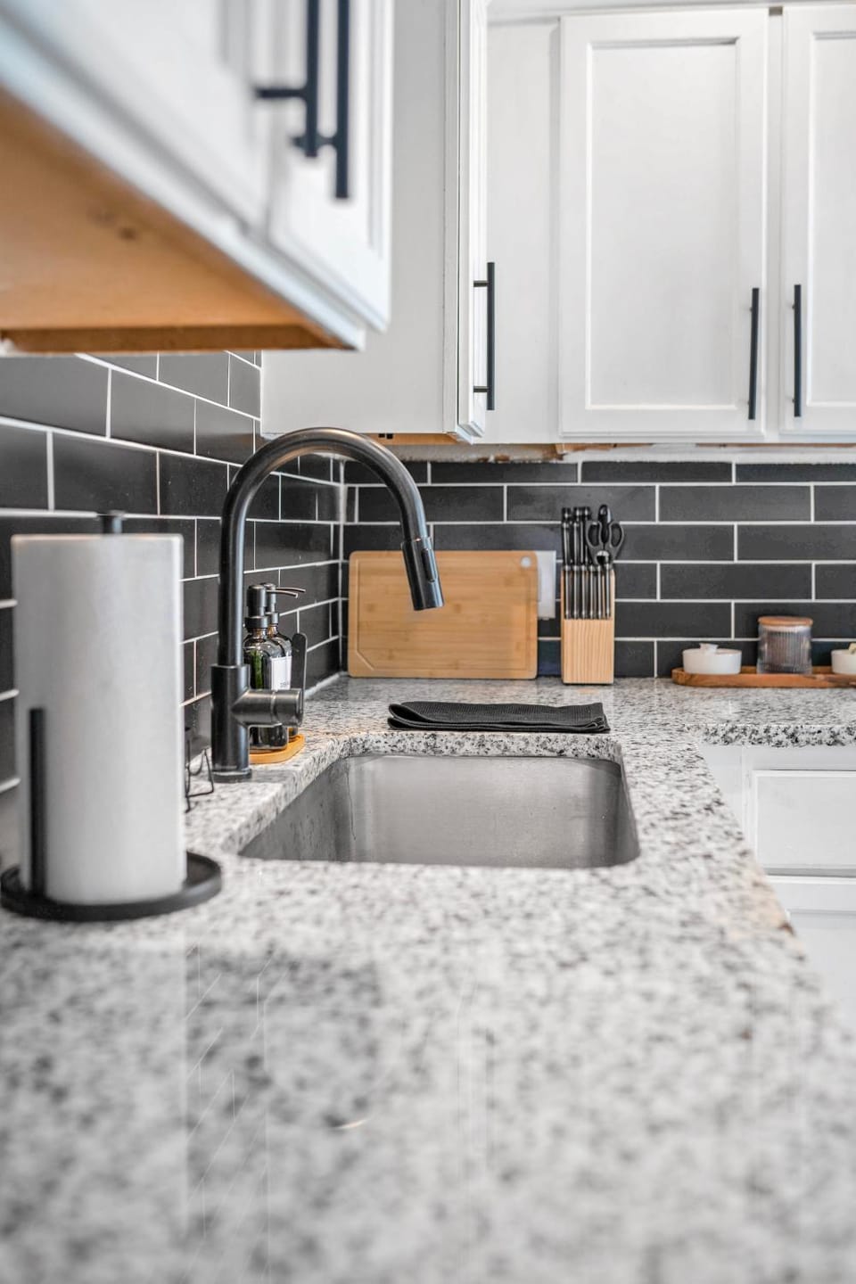 Kitchen or kitchenette, kitchen