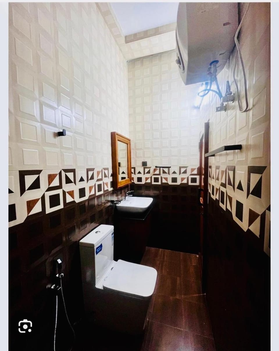 Toilet, Bathroom