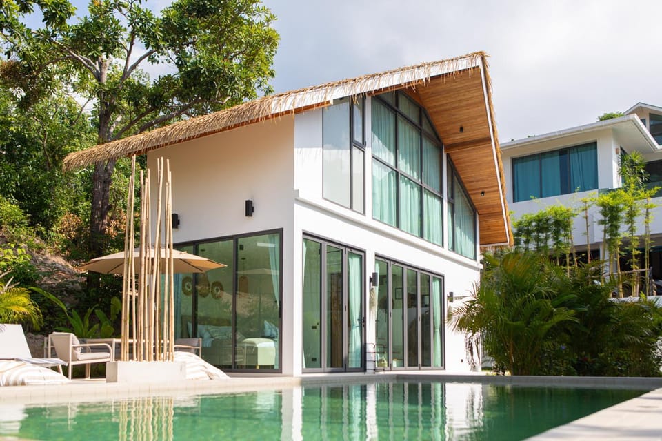 Property building, Garden, Balcony/Terrace, Pool view