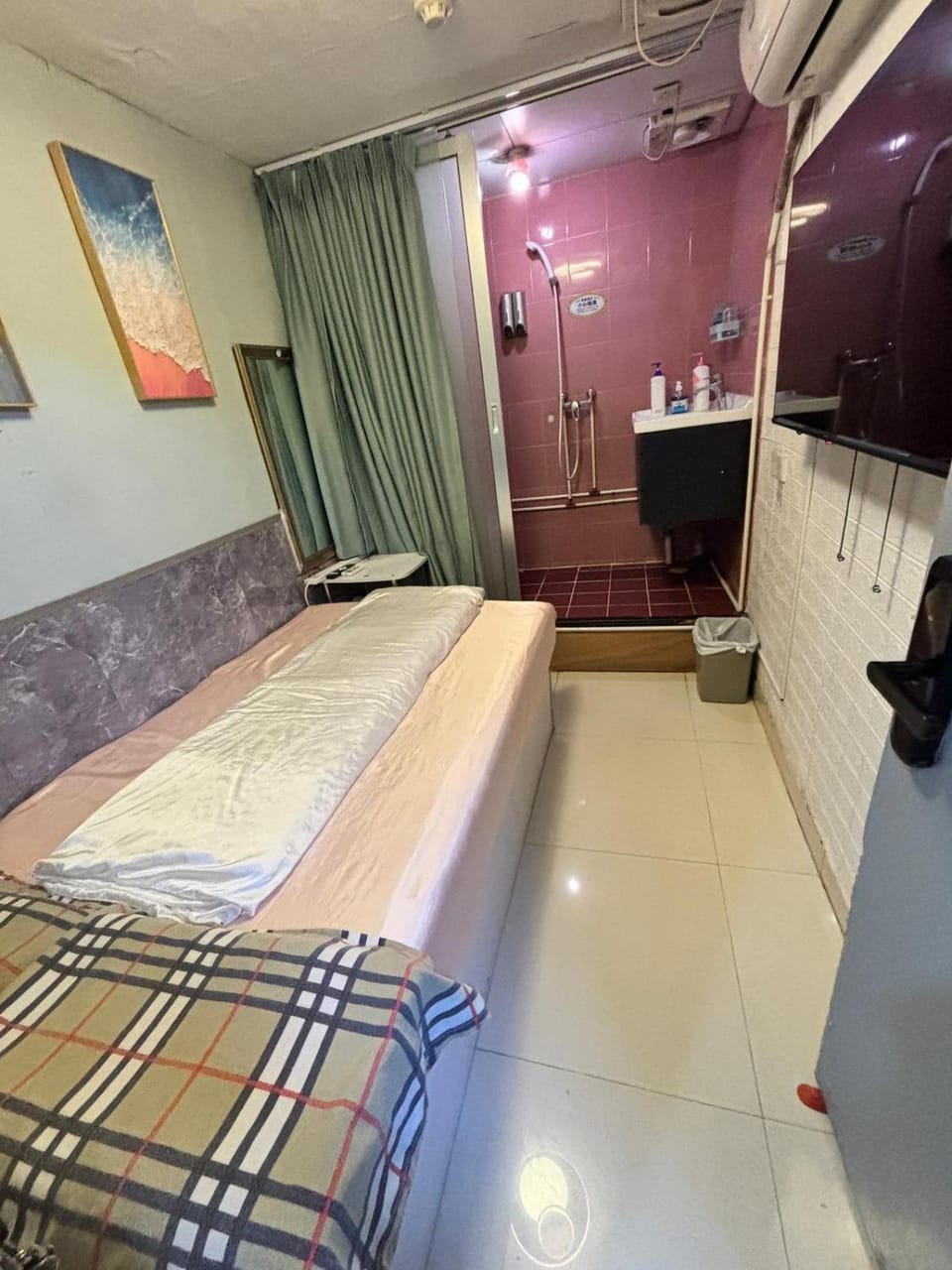 Marbo hotel 1f Bed and Breakfast in Hong Kong