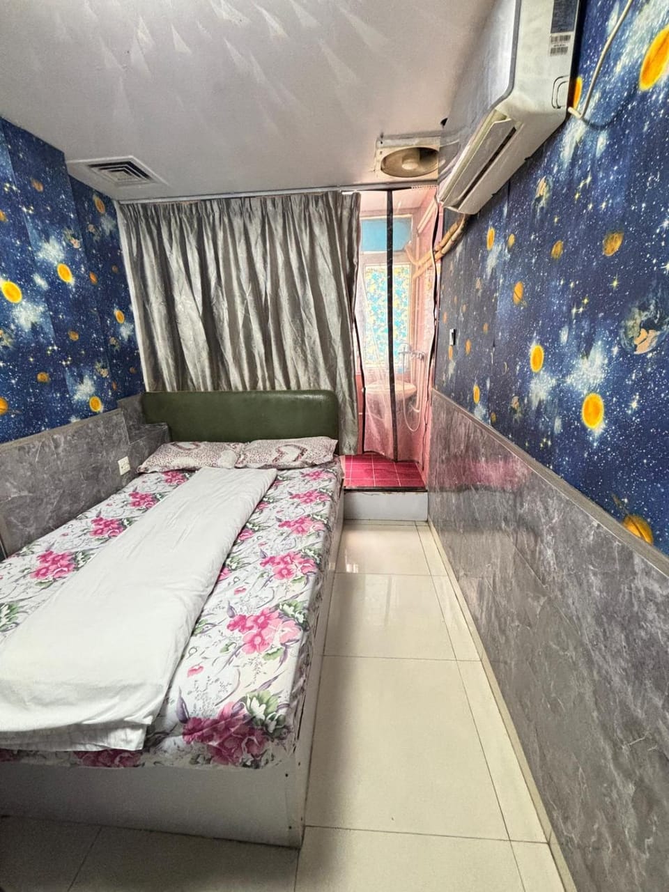Marbo hotel 1f Bed and Breakfast in Hong Kong