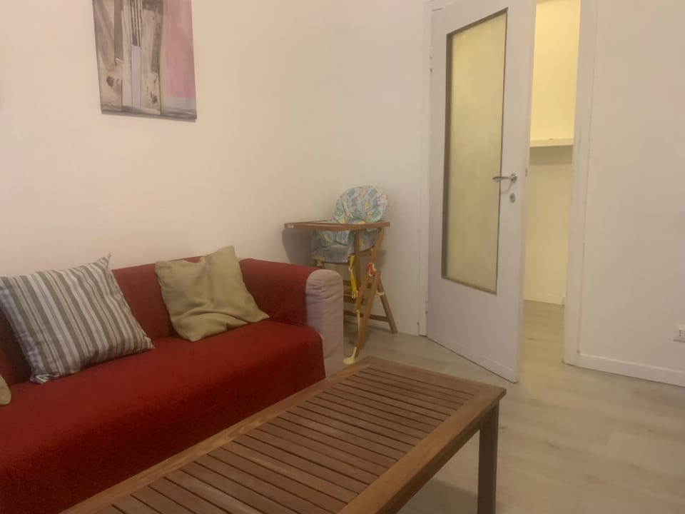 Accogliente casetta a Milano a due passi dalla Metro Tolstoi Apartment in Milan