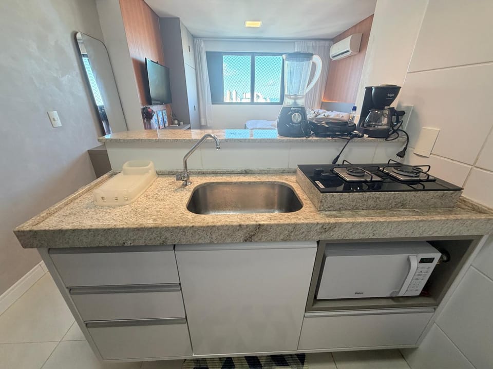 Kitchen or kitchenette, pet friendly, stove, toaster