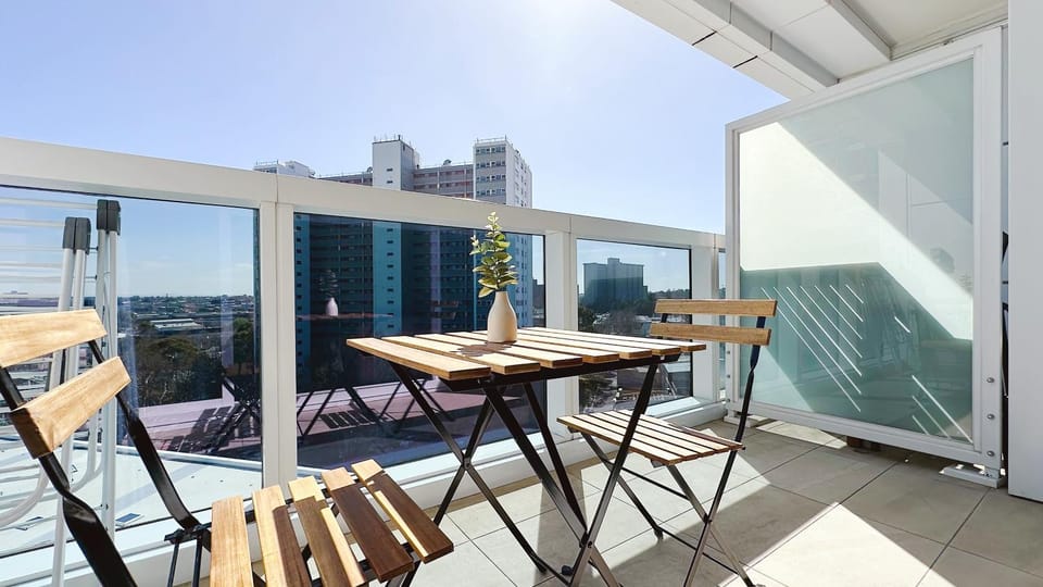 Patio, Day, View (from property/room), Balcony/Terrace, Seating area, Dining area