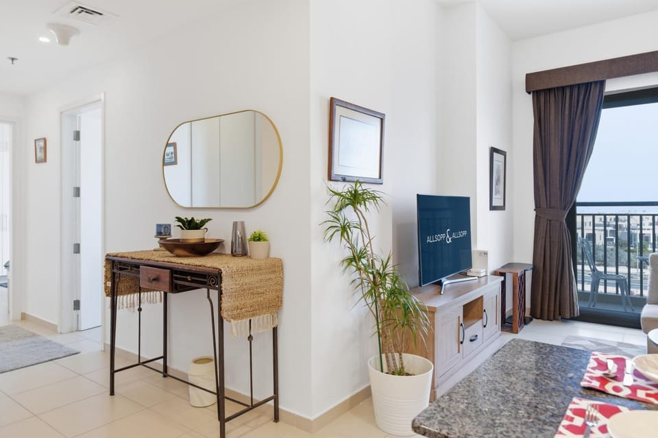 Allsopp & Allsopp - 2-Bedroom Apartment in Safi Apartments 2A, Town Square Apartment in Dubai