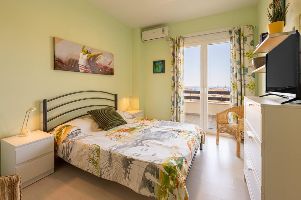 Jordan's Seaview Apartment Apartment in Halkidiki